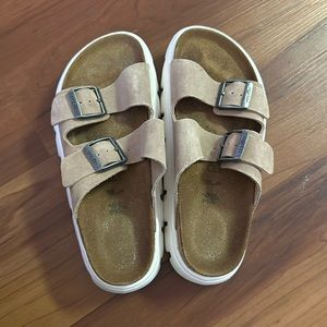 Very brand new every day walking Birkenstock trending sandals.